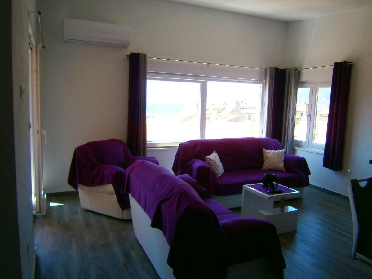 Apartment Willy Komiža Extérieur photo